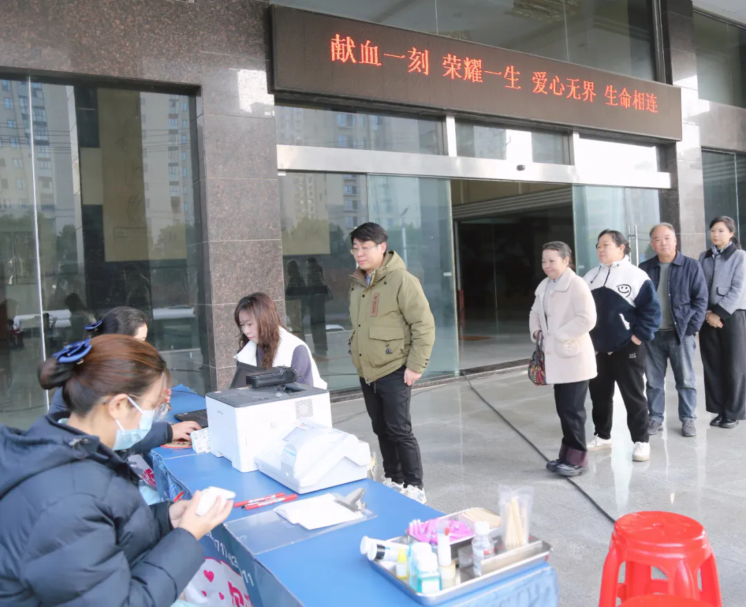 640 (1).webp.png 640 (1).webp.png