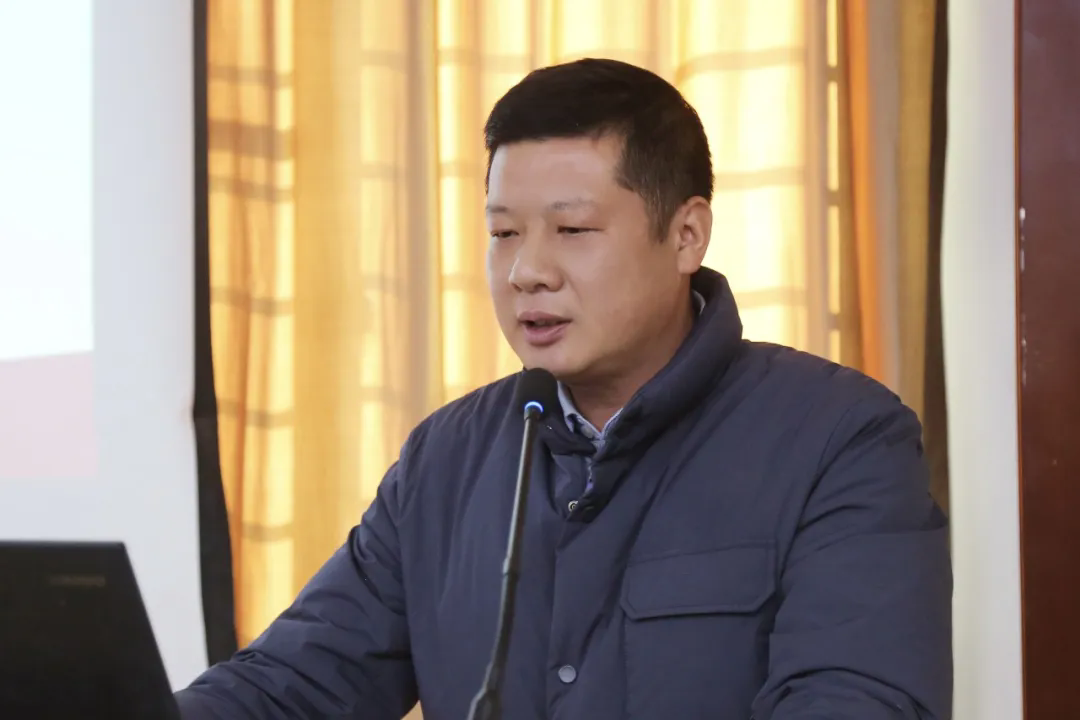 640.webp (2).png 640.webp (2).png