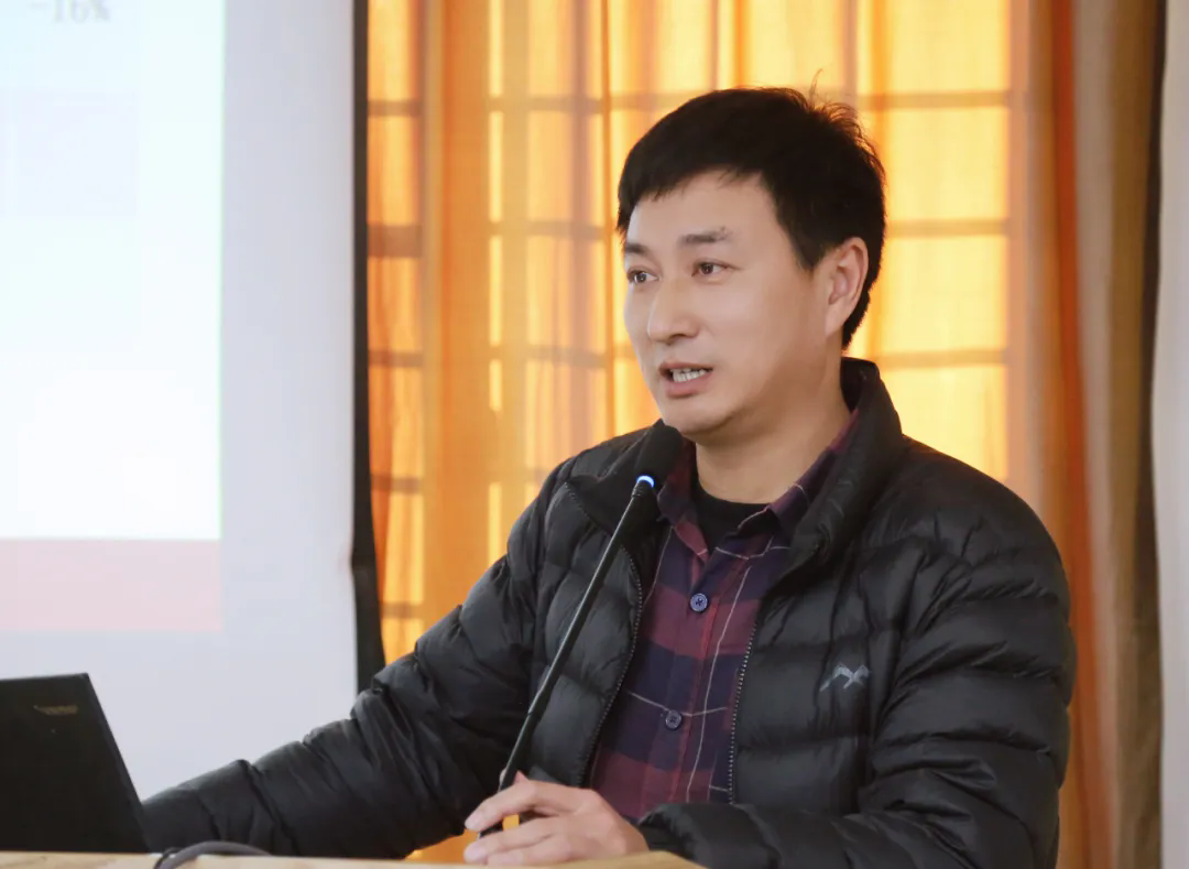 640.webp (1).png 640.webp (1).png